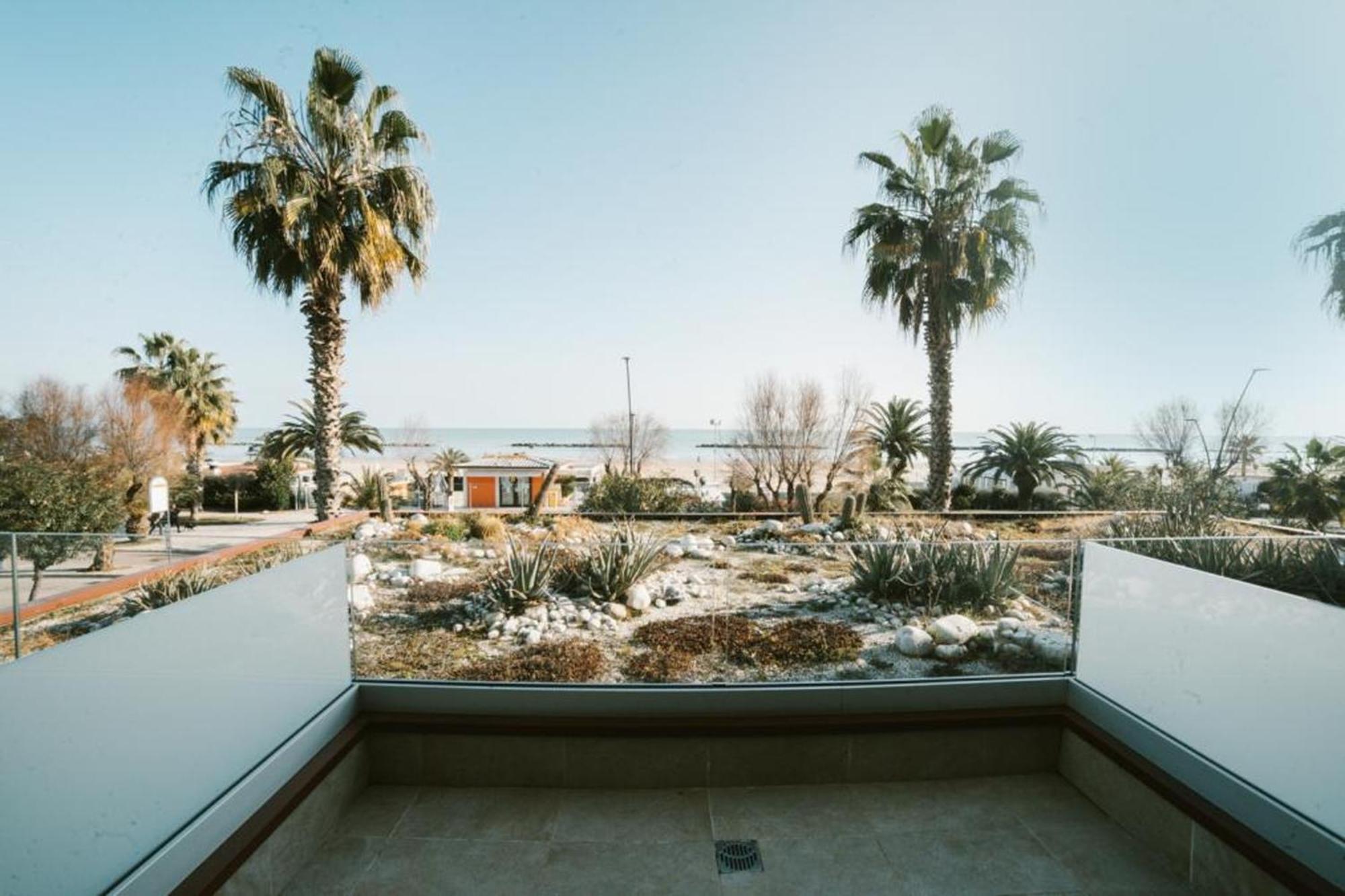 Hotel Continental San Benedetto del Tronto Esterno foto