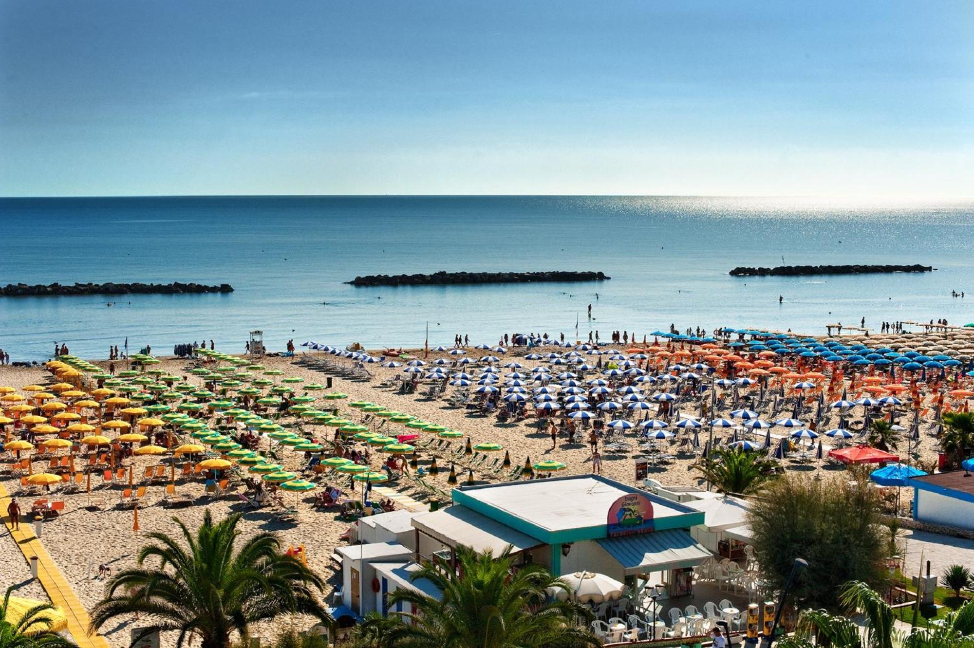 Hotel Continental San Benedetto del Tronto Esterno foto