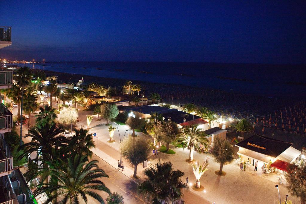 Hotel Continental San Benedetto del Tronto Camera foto